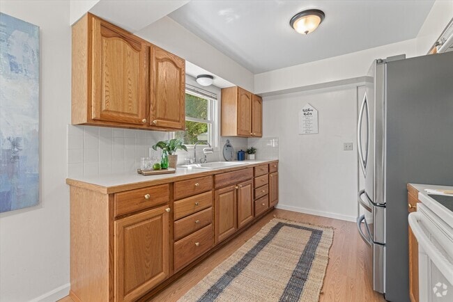 Building Photo - 15701 Stone Ave N Rental
