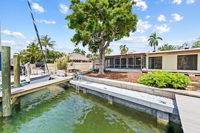 Photo - 1718 SE 14th St