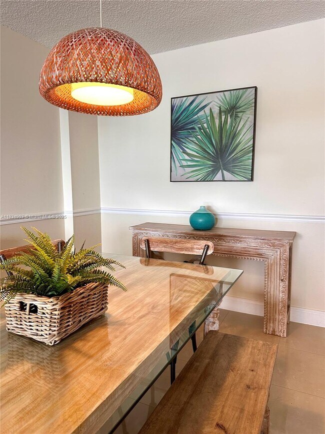 Photo - 300 Bayview Dr Unit 610