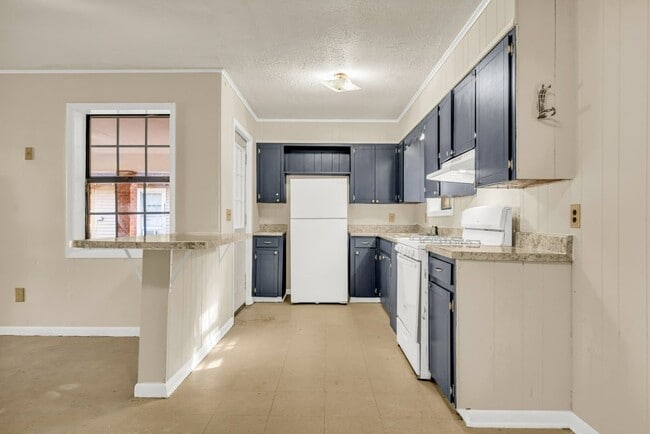 Photo - 247 Grove St