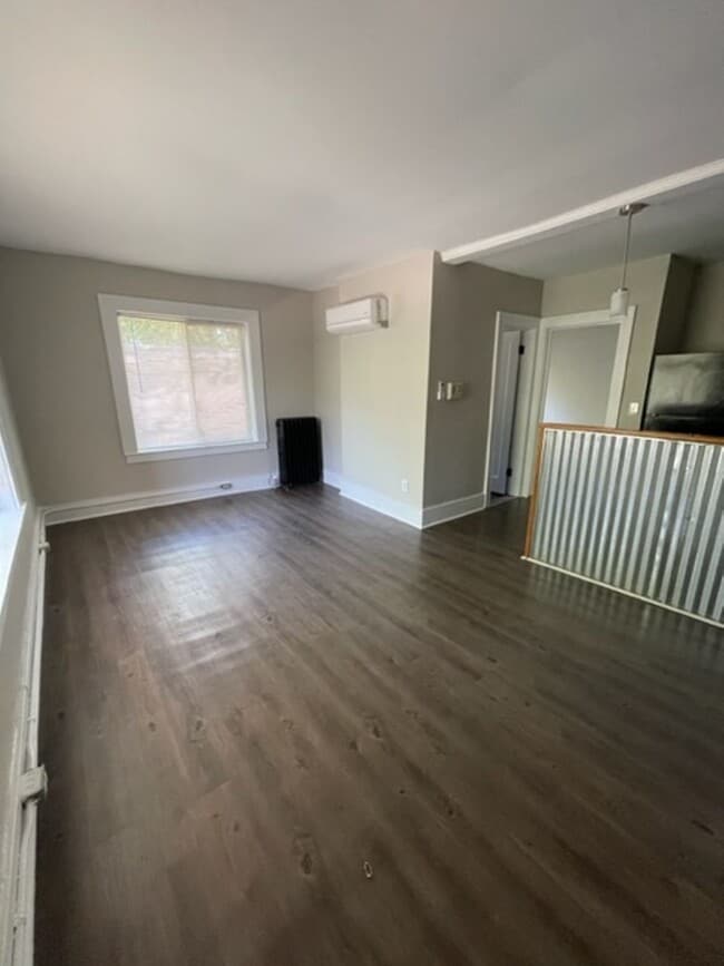 Photo - Marion Manor Apartments