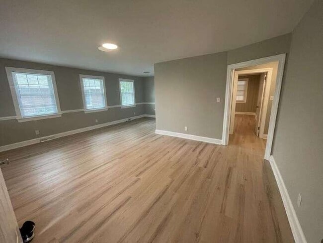 Photo - 3 Bedroom 1 Bath Totally Renovated Propoerty.