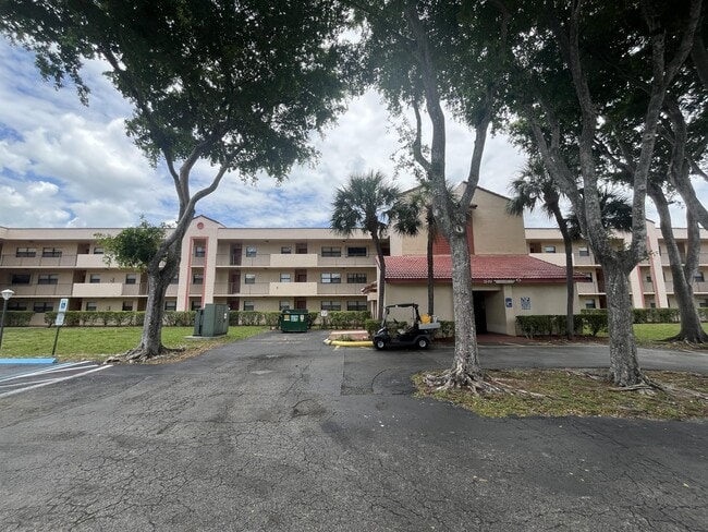 Photo - 3399 Foxcroft Rd