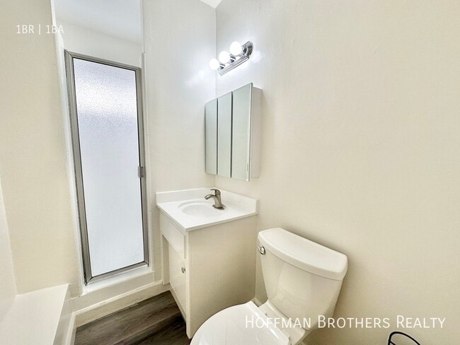 Photo - 1432 N Fairfax Ave Unidad 3