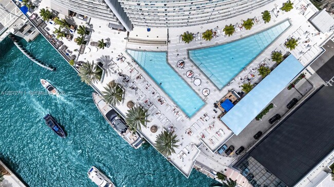 Photo - 200 Biscayne Blvd Way Unidad 3311