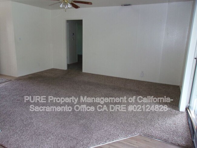 Photo - 3500 65th St