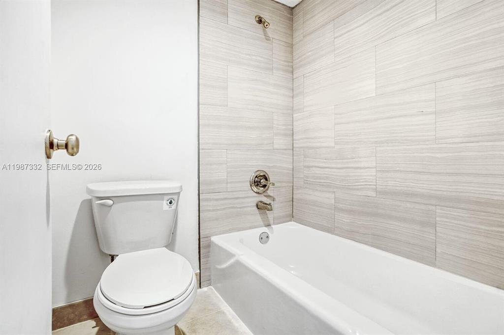 Photo - 3760 Inverrary Dr Unit #2L