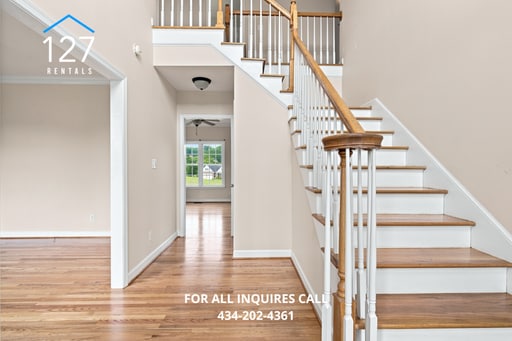Photo - Comfortable & Stunning 4-Bedroom House in Prime Forest Location!