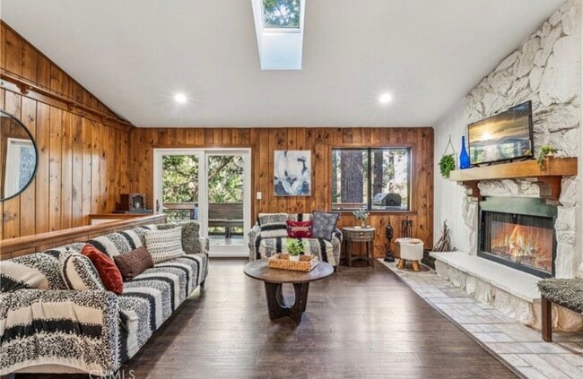 Photo - 24166 Cresta Dr