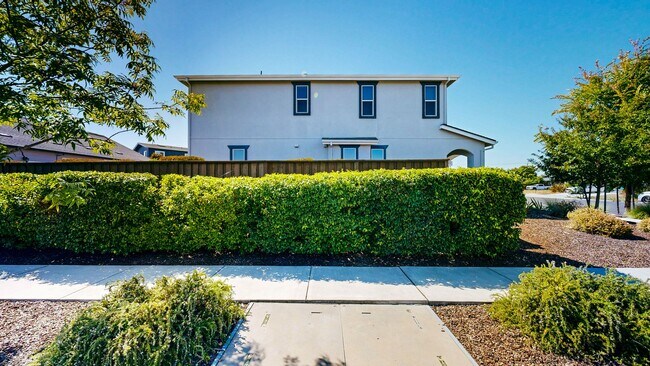 Photo - Rare Santa Rosa Four Bedroom house in Desi...