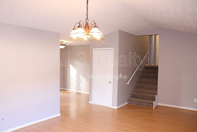 Photo - 508 Jarrett Ct