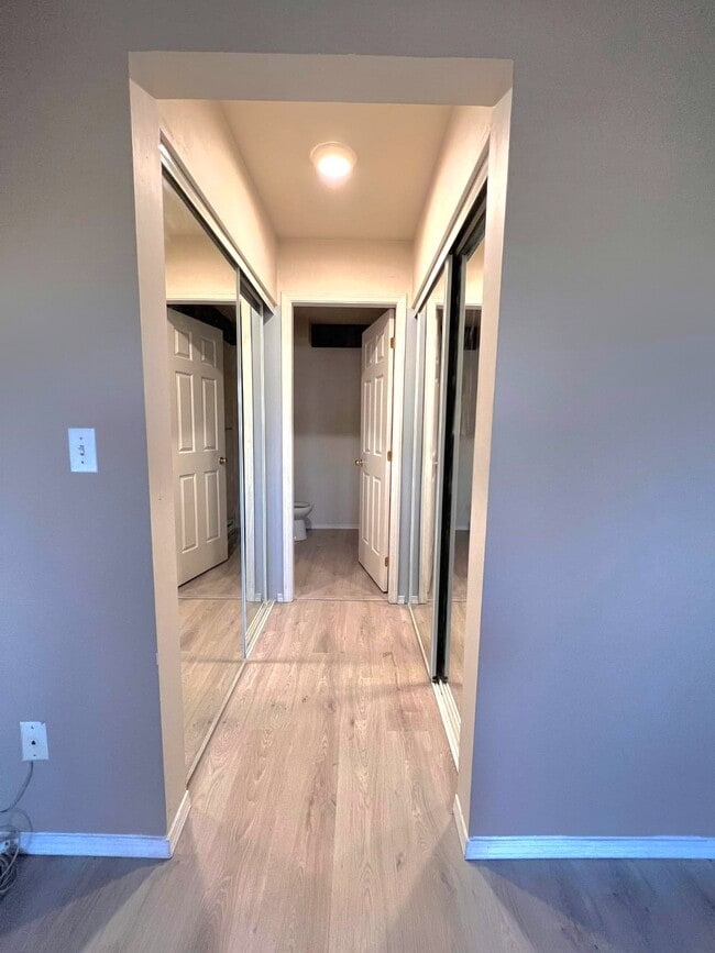 Photo - 5977 177B St Unit 310