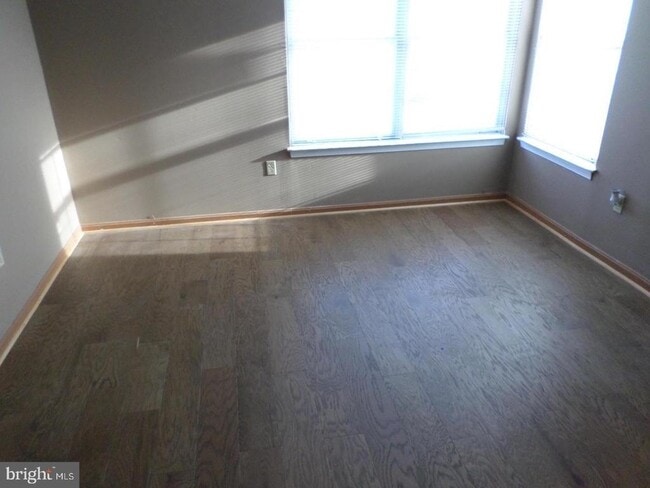 Photo - 8623 Beekman Pl Unit 23C