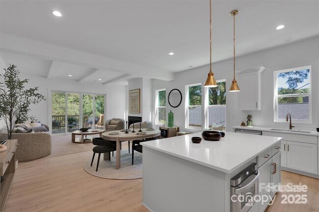 Photo - 5615 Lantana Ave