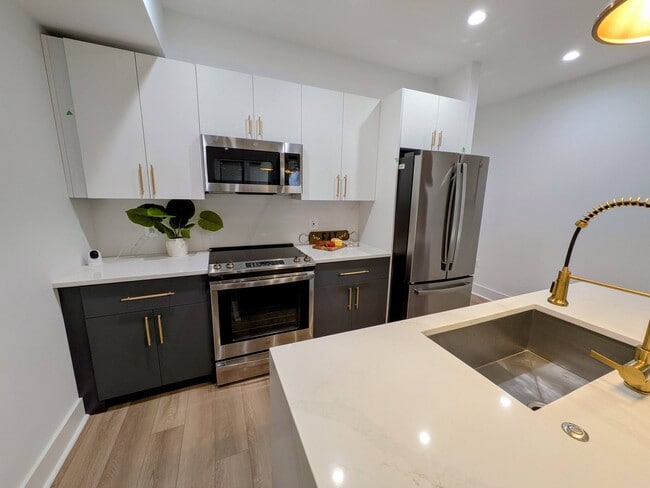 Photo - 4411 Illinois Ave NW Unit B