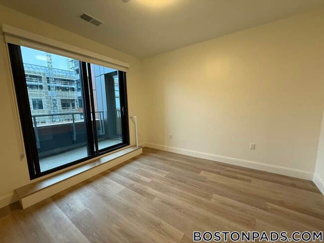 Photo - 1079 Commonwealth Ave Unidad 315