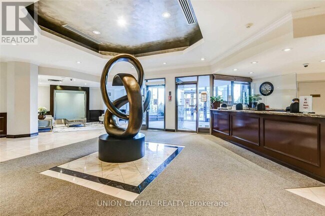 Photo - 7825 Bayview Ave Unit 606