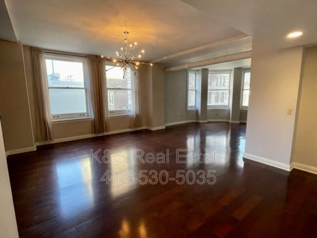 Photo - 306 Fourth Avenue - Unit 302 Unidad 302