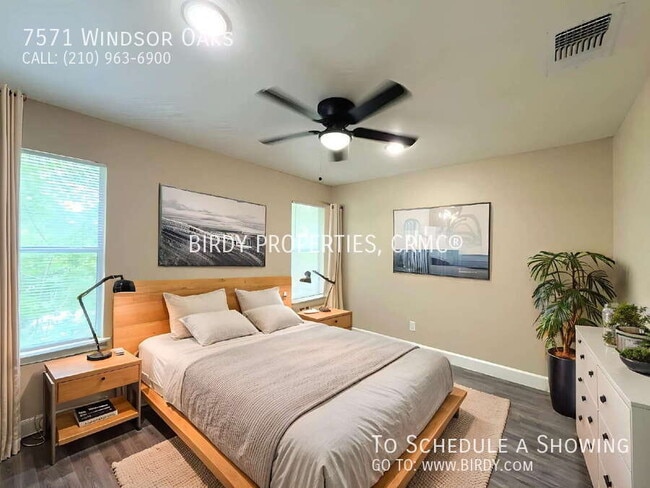 7571 Windsor Oaks