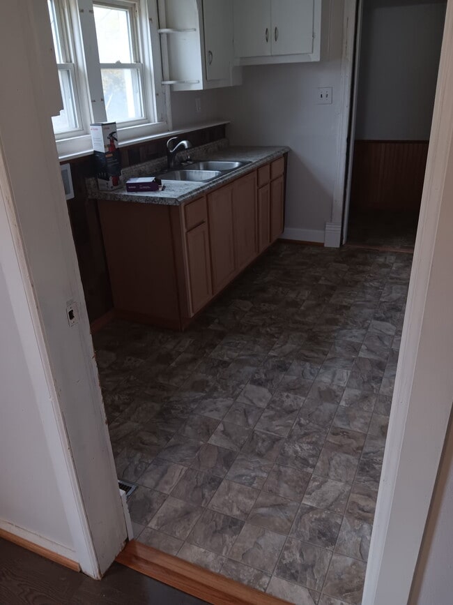 Photo - 3252 Isabelle St