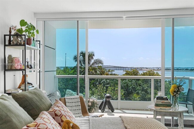 Building Photo - 2127 Brickell Ave Unit 503