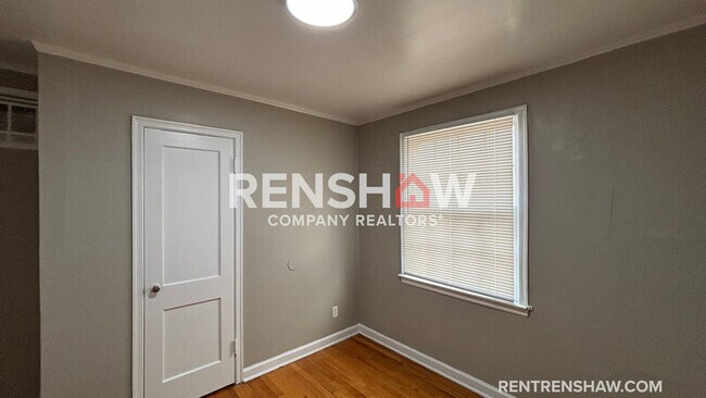 Photo - 1065 Larry Ln