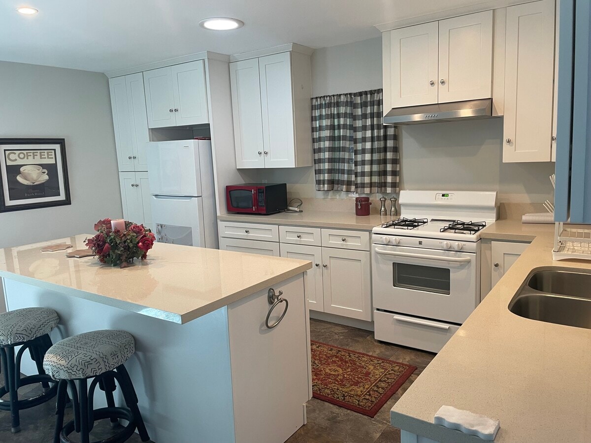 Photo - 5865 Lake Murray Blvd