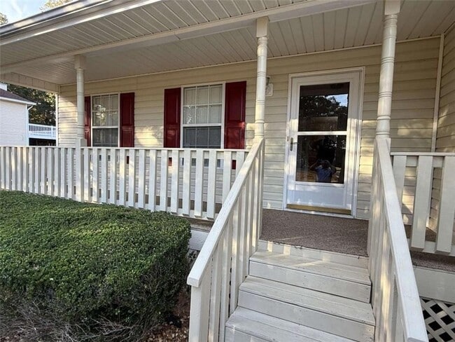 Photo - 228 Solomon Dr