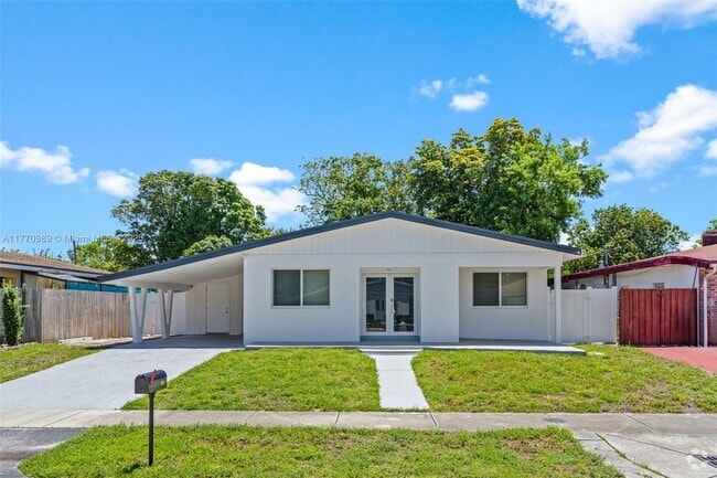 Building Photo - 230 NW 33rd Terrace Rental