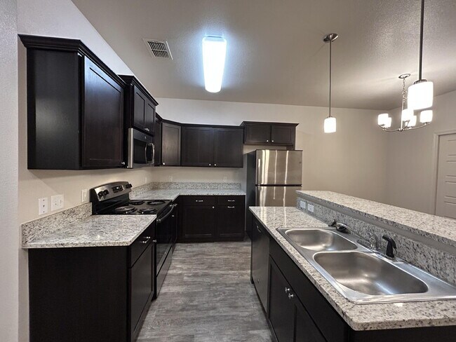 Photo - 11620 Evanston Ave