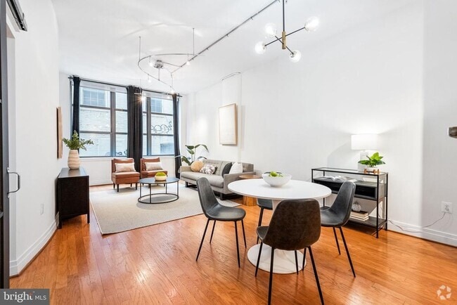 Building Photo - 2020 12th St NW Unit 117 Rental