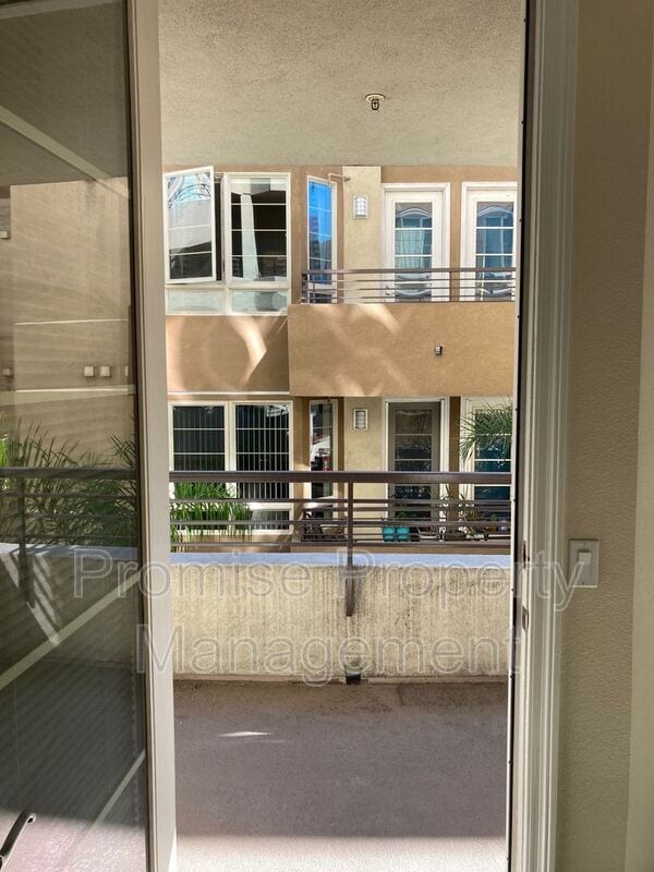 Photo - 1465 C St Unidad #3415