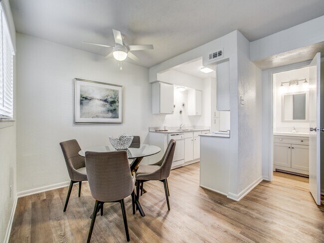 Photo - Avaya Garland