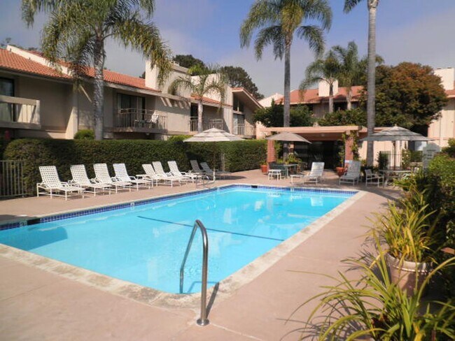 659 Del Parque Dr Unit B
