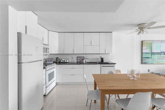 Photo - 345 Ocean Dr Unit 607