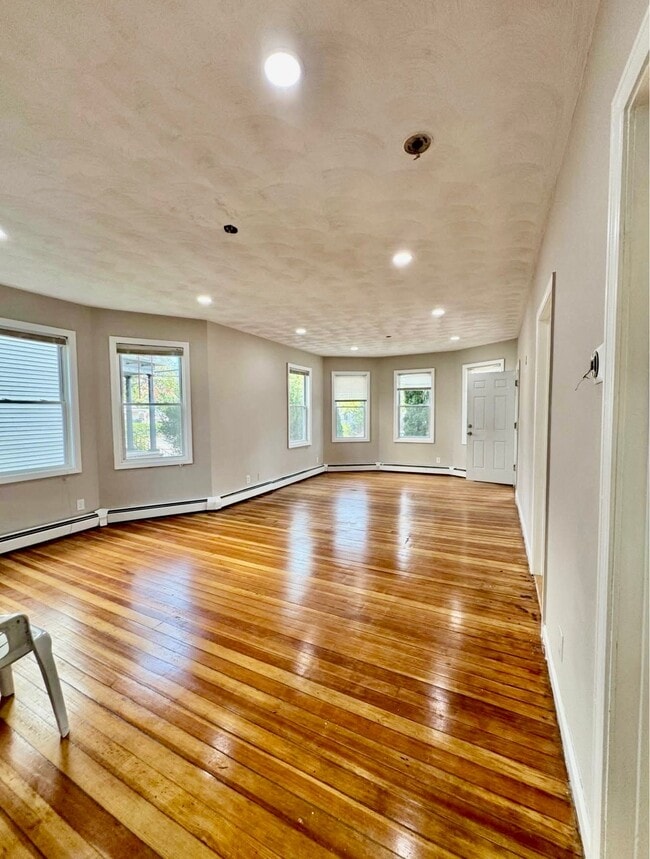 Photo - 748 Douglas Ave Unit 1st floor