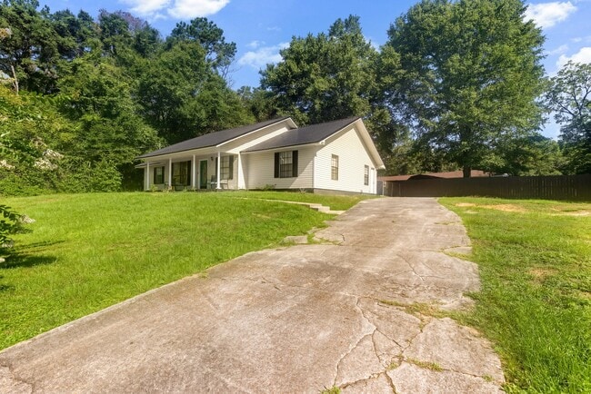 Photo - 608 Snell Bridge Rd