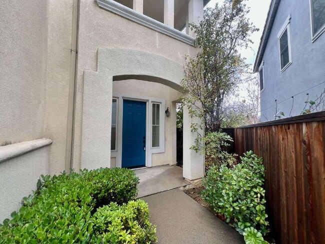 Photo - 116 Burgundy Ct