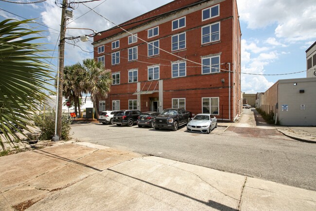 Photo - 1050 Hendricks Ave