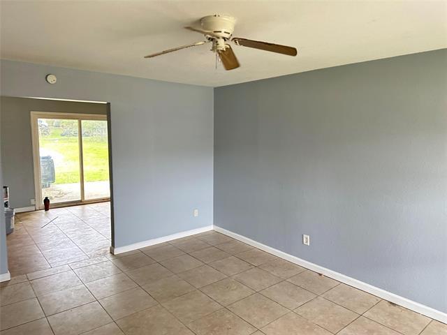 Photo - 7217 Larchway Dr