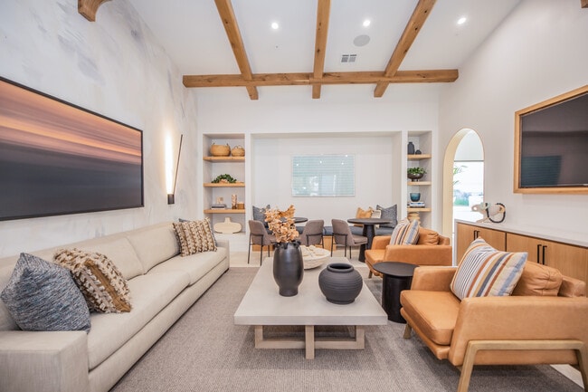Soleil Apartments