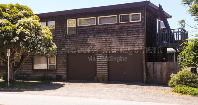 Building Photo - 21724 E Cliff Dr Unit 1