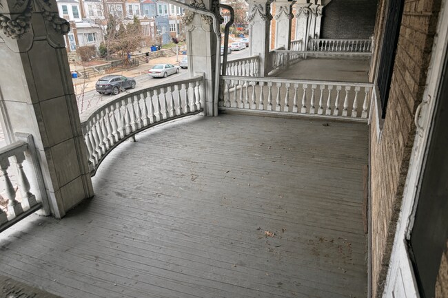 Photo - 6238 Chestnut St Unidad 6238 chestnut street 2nd floor