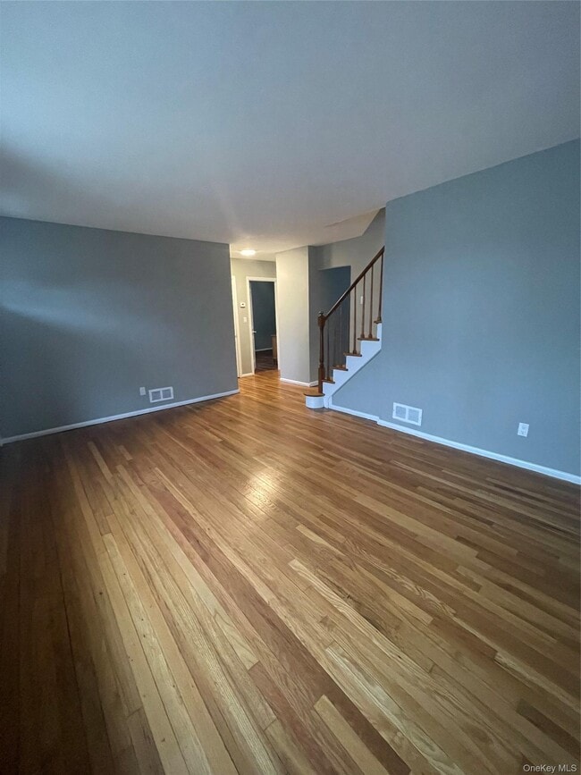 Photo - 27 Harding St