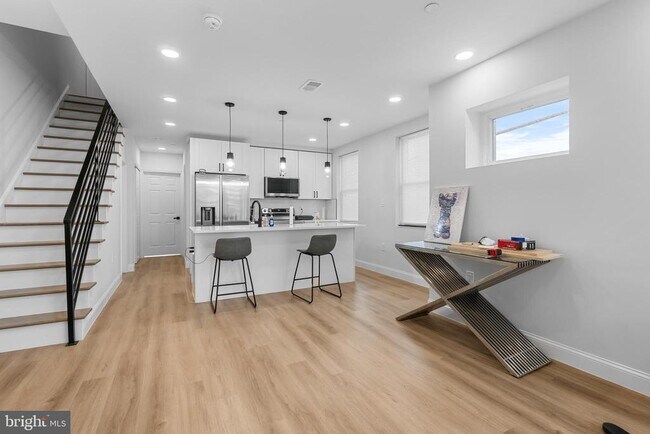 Photo - 1242 N 15th St Unidad 2