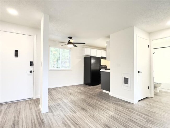 Photo - West on Murray Apartments