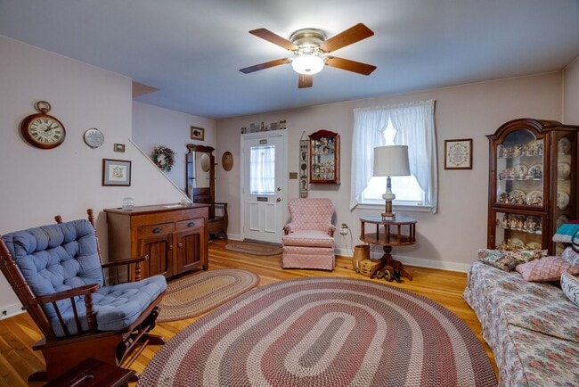 Photo - 409 Fairview Ave