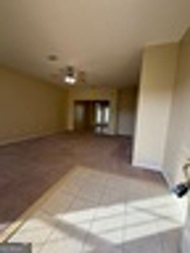 200 Royal Palms Ave Unit 1