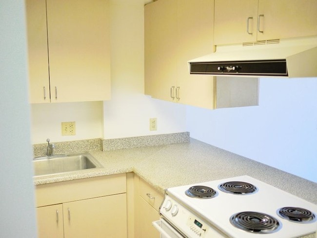 Photo - 440 Seaside Ave
