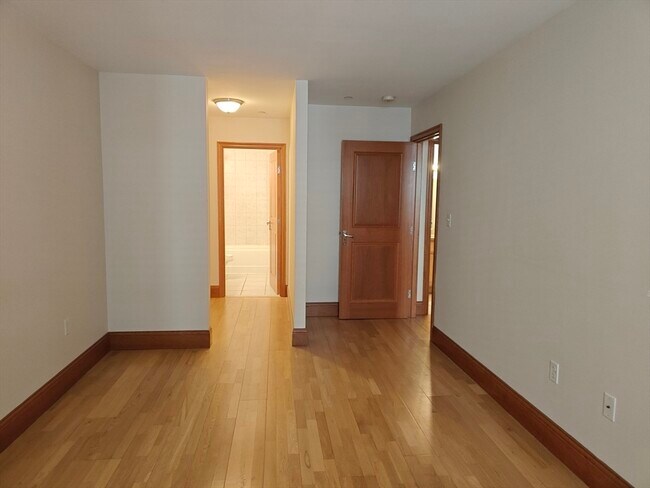 Photo - 2440 Massachusetts Ave Unidad 1